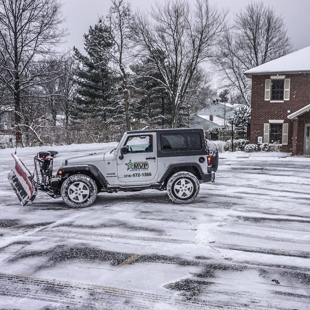 Lakewood, OH Snow Plowing